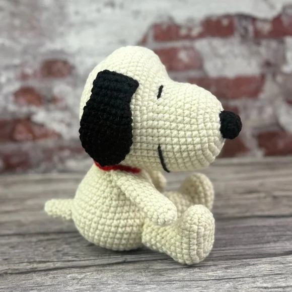 Handmade Crochet Snoopy Amigurumi Doll | Cute Plush Toy or Home Décor - Picture 8 of 13